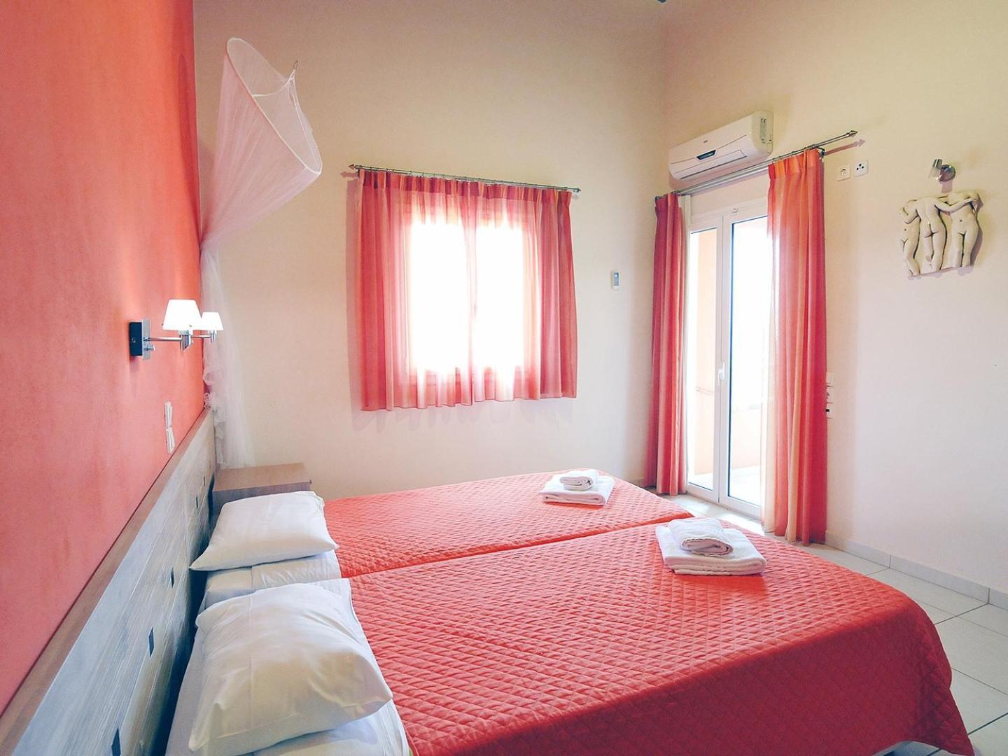 Pyramid City Apartments Agios Spyridon  Exterior foto